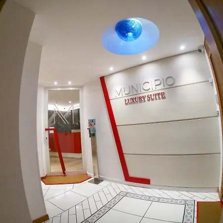 Guest house Municipio Luxury 4*