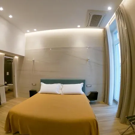 Guest house Municipio Luxury Naples