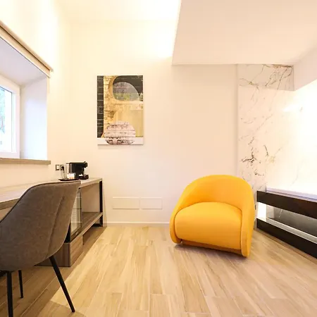 Municipio Luxury Guest house Naples