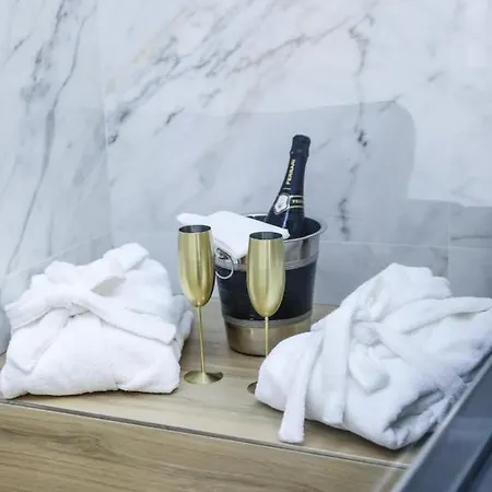 Guest house Municipio Luxury Naples