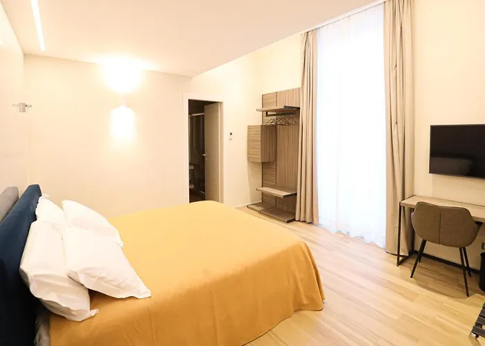 Municipio Luxury Неаполь