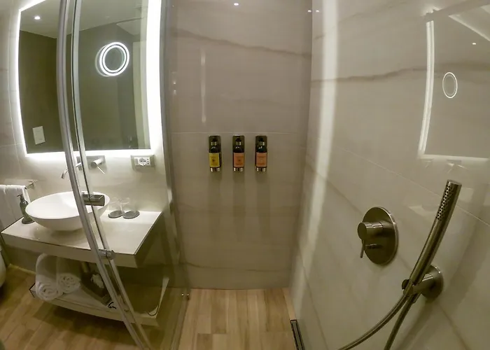 Guest house Municipio Luxury 4*