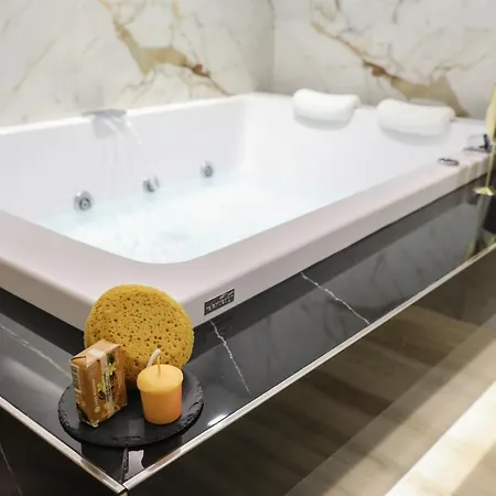 Municipio Luxury 4* Neapol